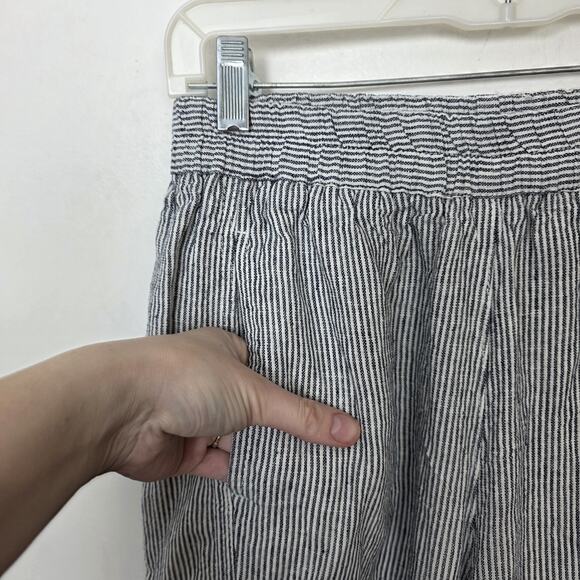 Max Studio Black White Striped Linen Blend Barrel Leg Cropped Pants Size Medium - Picture 2 of 8